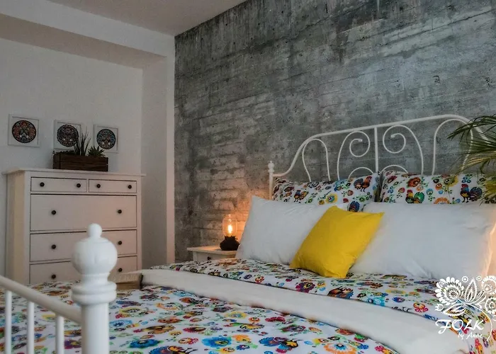 Folk By Anne Apartments & Rooms
