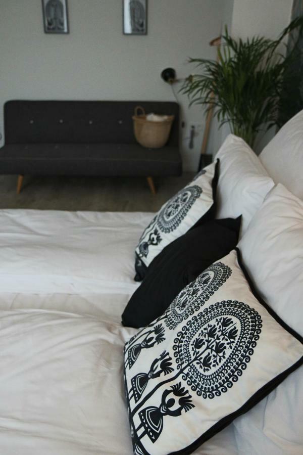 Folk By Anne &